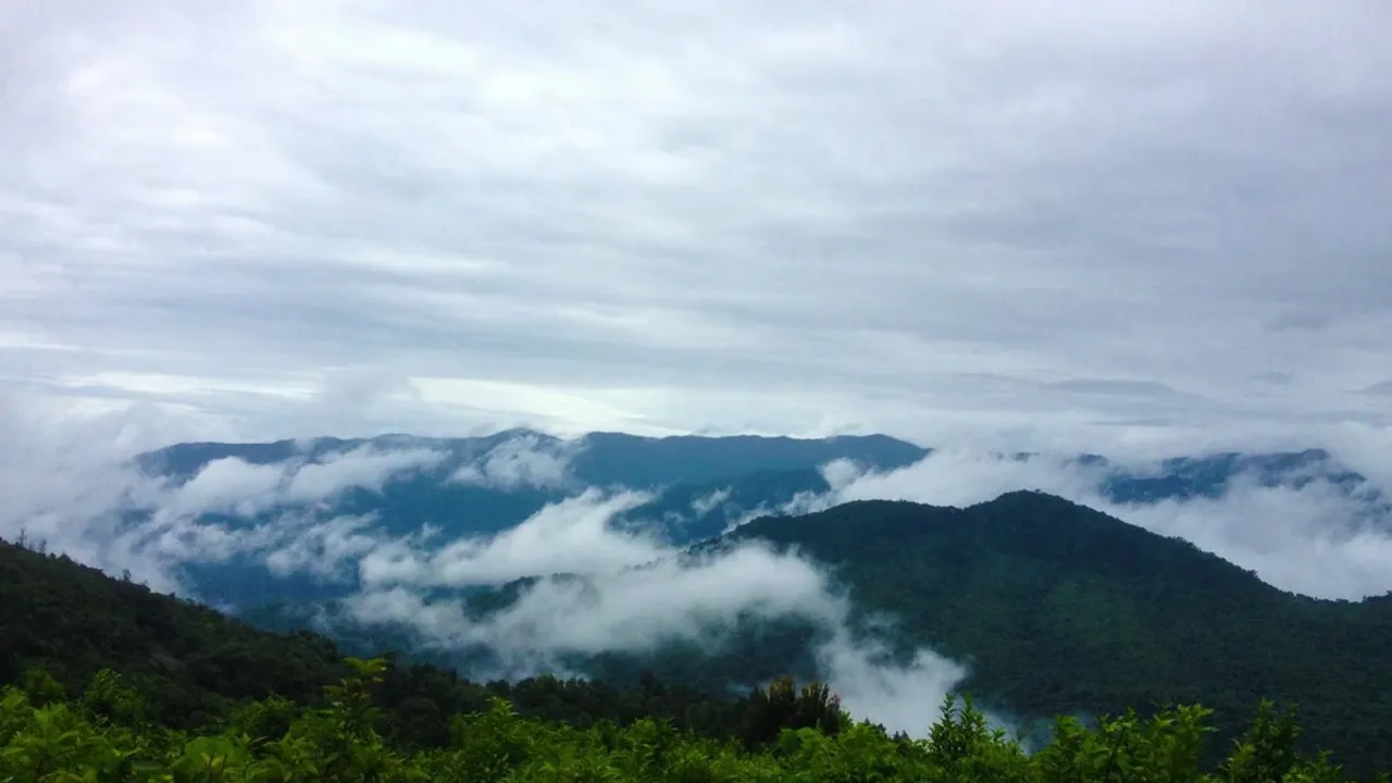 _199dd854-7631-4c3f-8e44-9e0cc5b54515_ponmudi_ggg.jpg