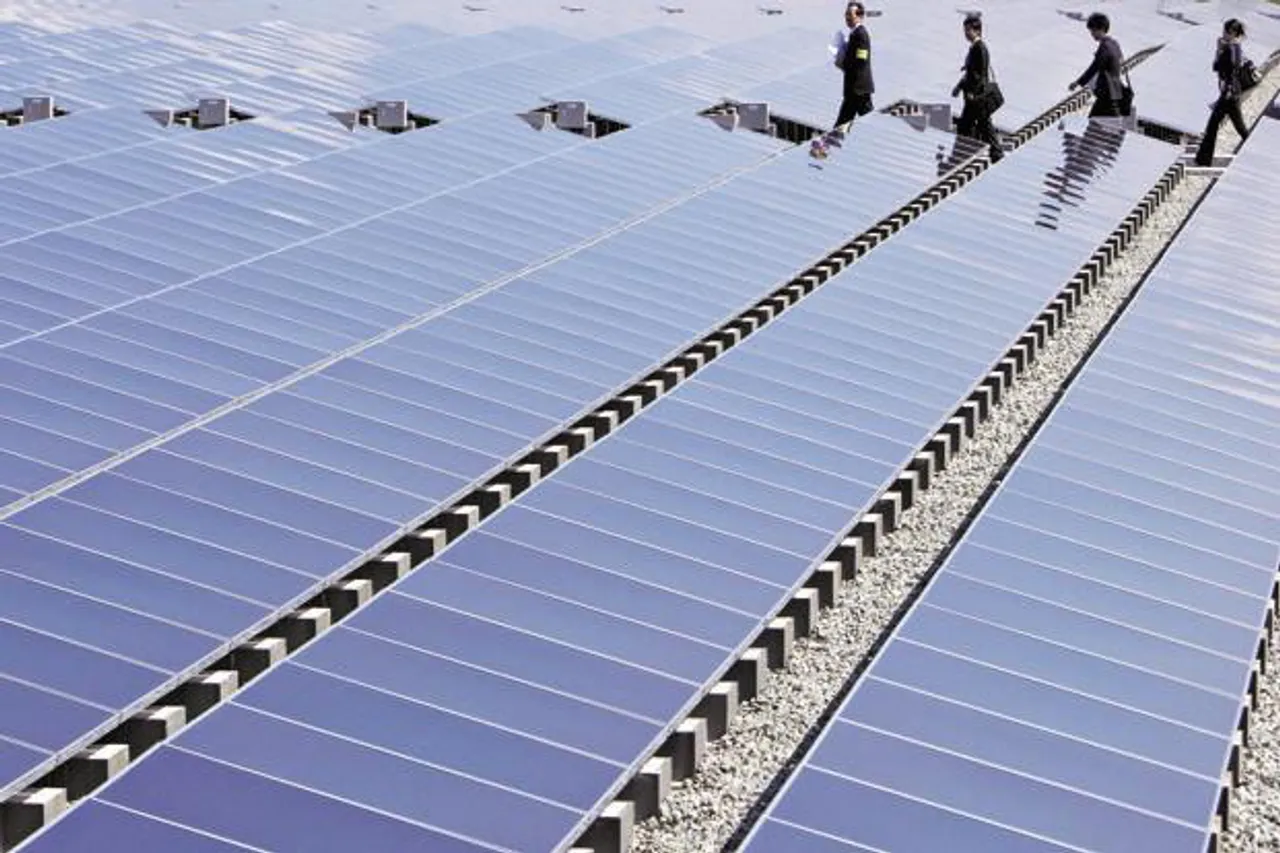 Gujarat All Set to Host Massive 750 MW Solar Park