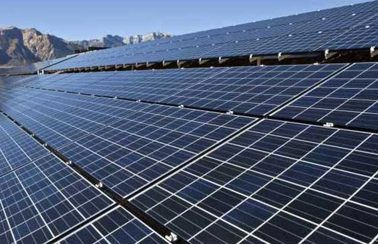 Solar Power Tender