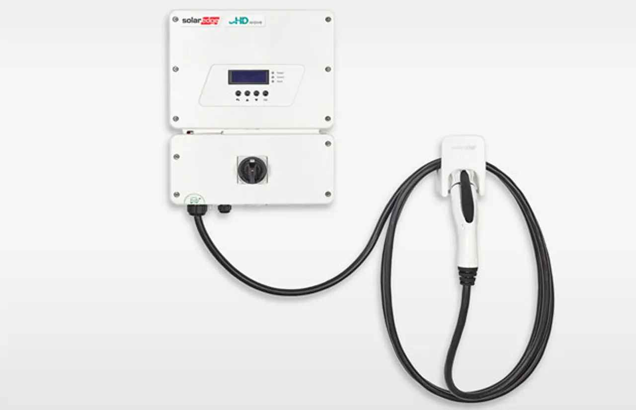 SolarEdge PV Inverter-Integrated Electric Vehicle Charger