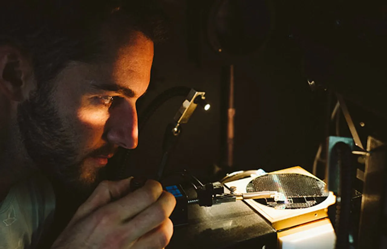 Fraunhofer ISE Achieves Record Efficiency for Multi-Junction Solar Cell