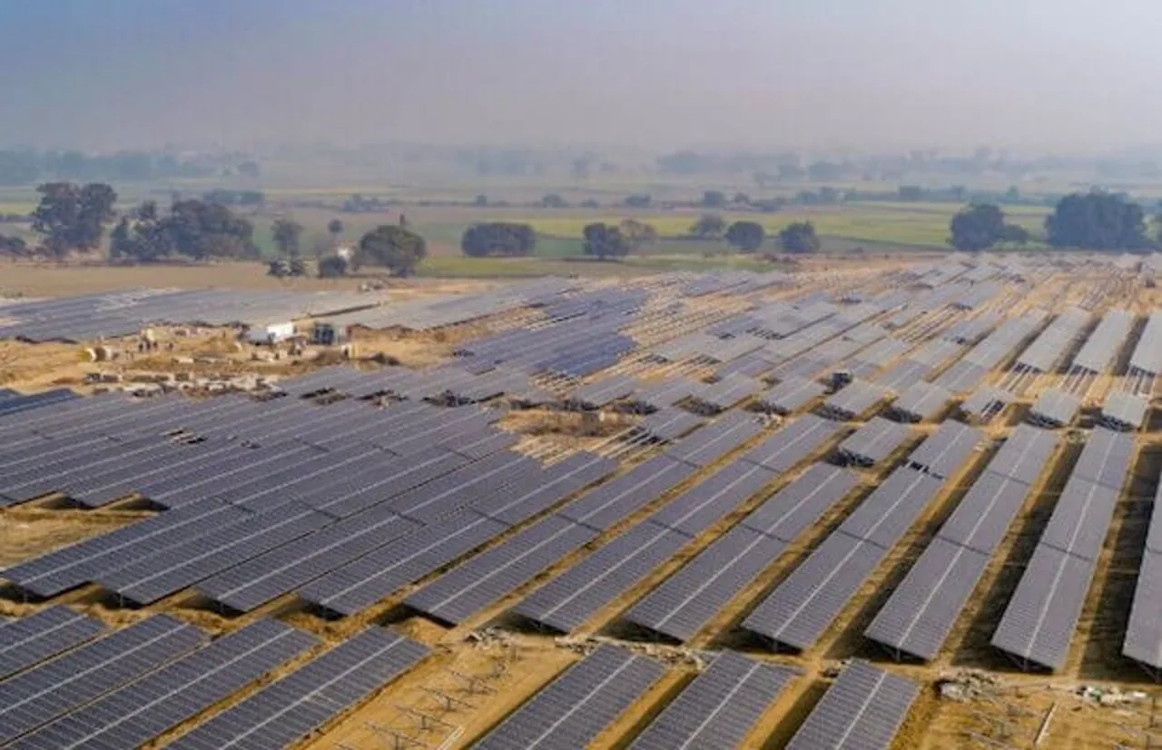 thomasllyod solar