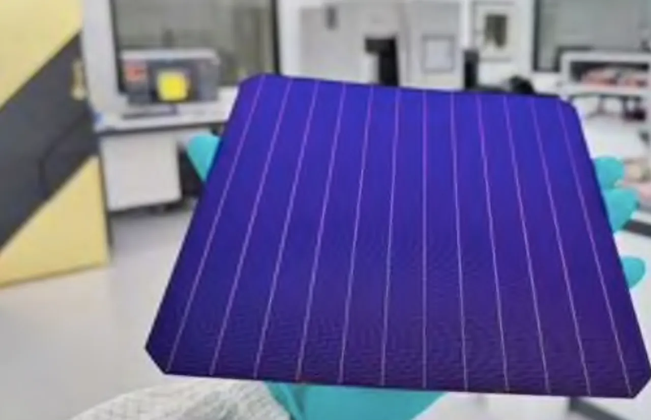 Aussie Firm Stirs Market with Silver-free Cell at Record 25.54% Efficiency