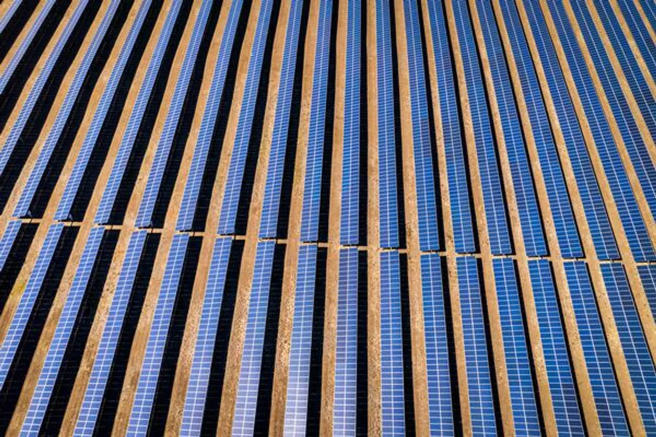 India To Generate 600 kT Solar Waste From Installed, New Capacity By 2030, Finds Study