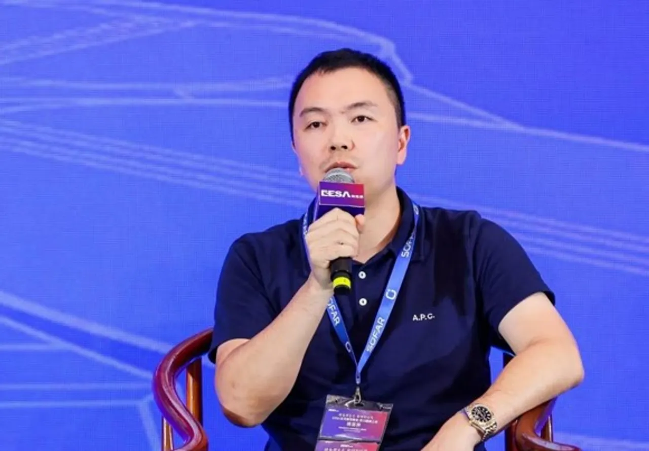 Yi Feng, Sofar Solar