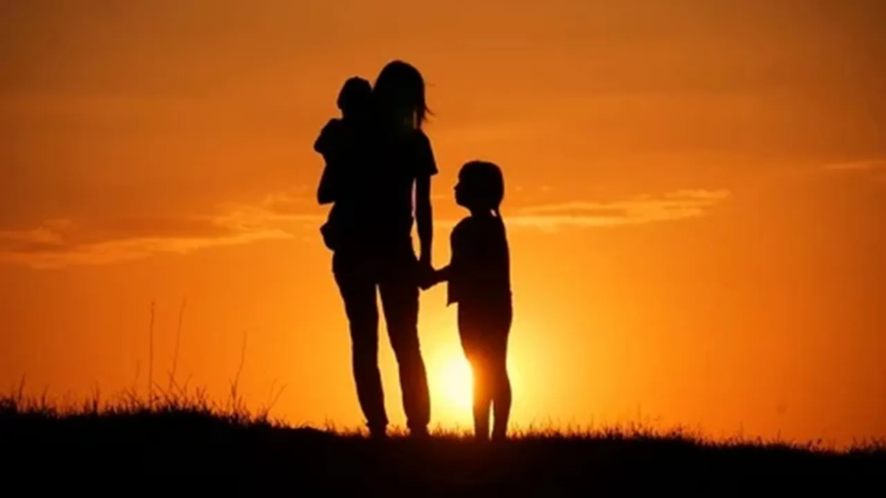 mother-and-two-kids