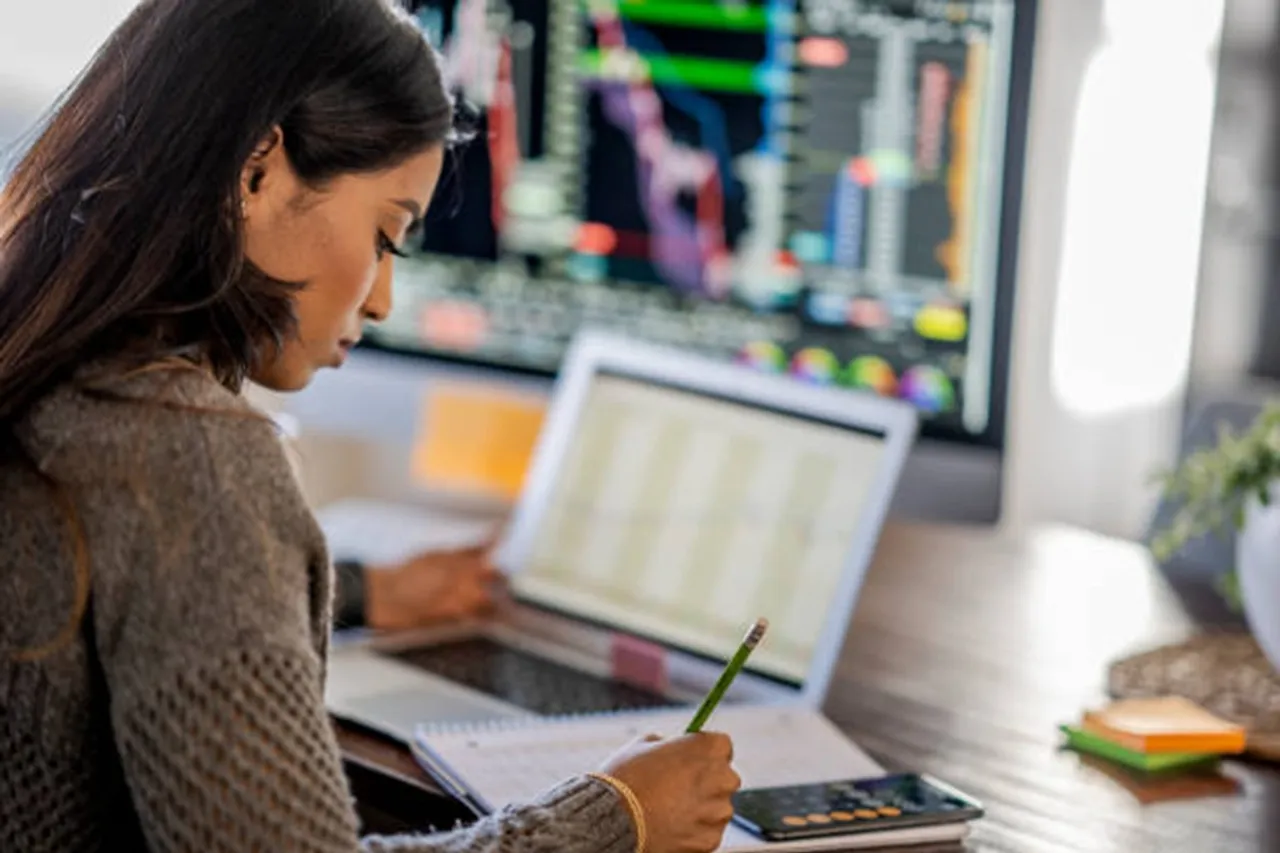 women investors istockphoto