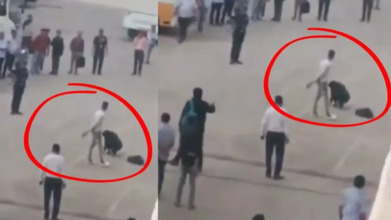 pune women stabbed in public