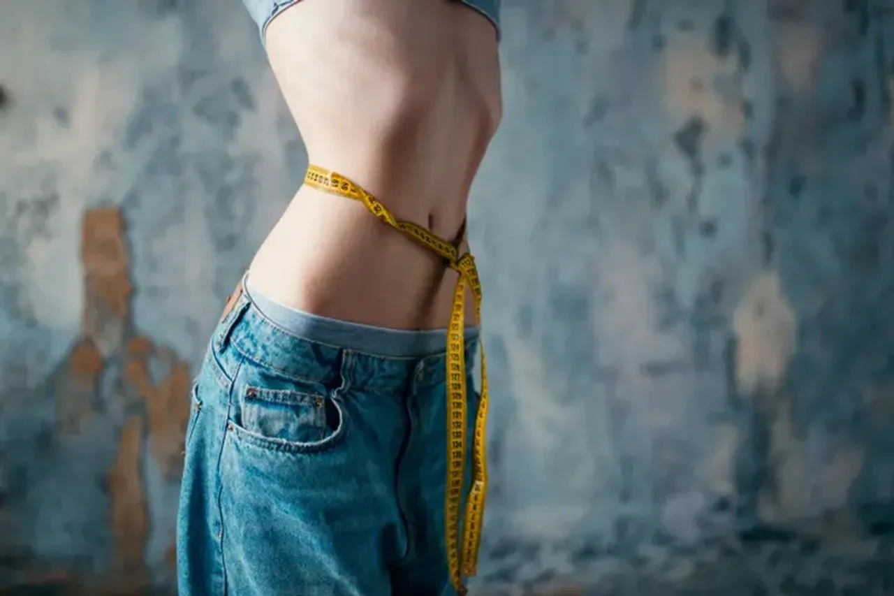 skinny tok thin waists