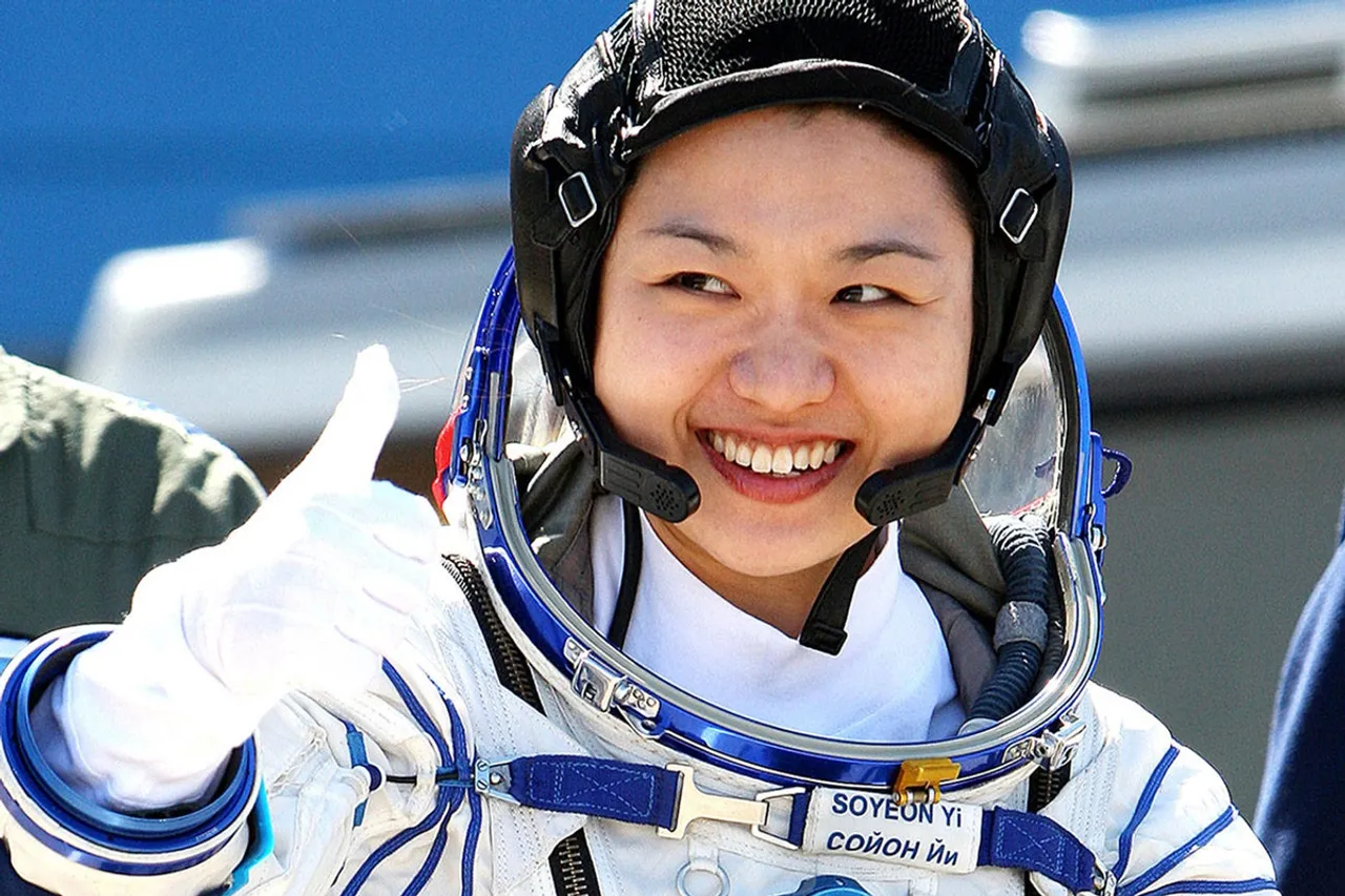 Dr. Yi Soyeon
