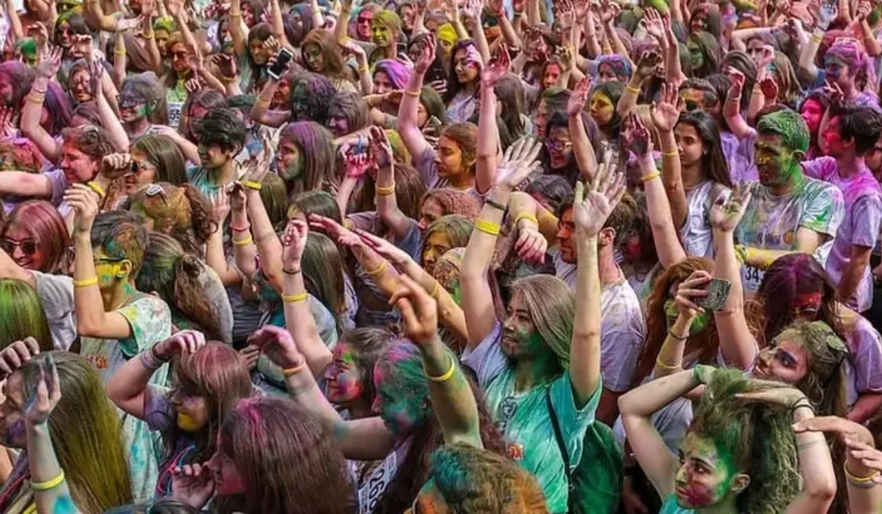 Holi