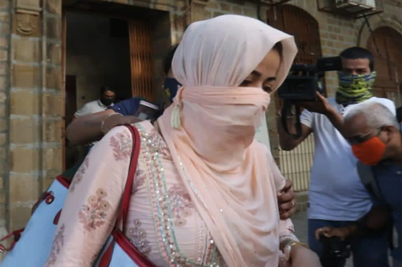 Firoz Nadiadwala Wife Shabana Saeed