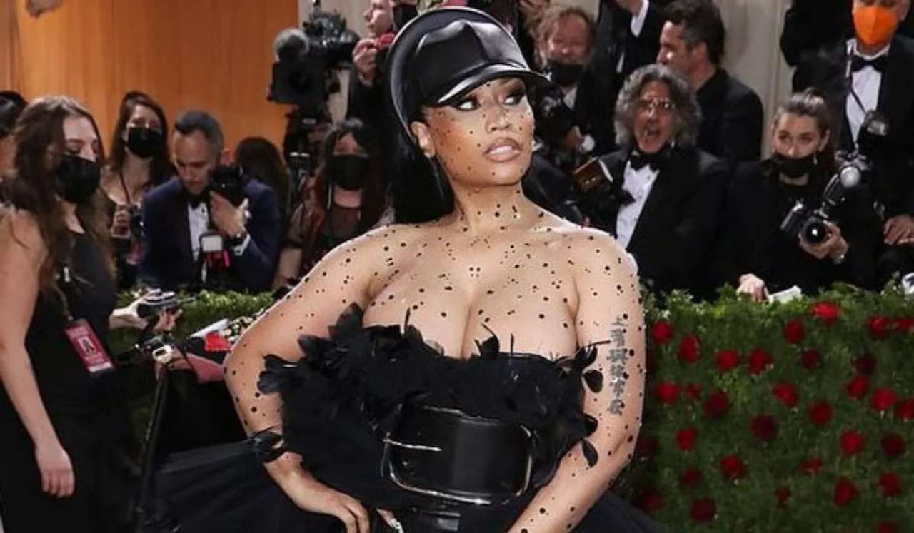 Wardrobe Malfunction