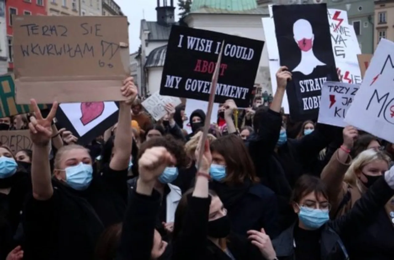 human rights group on poland abortion ban,poland abortion ban