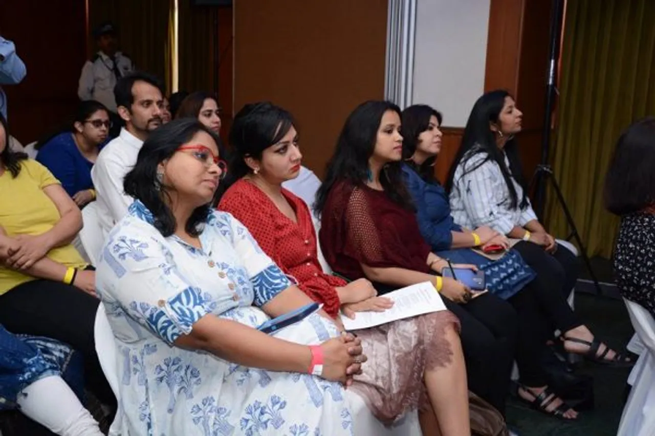Understanding Women’s Reportage