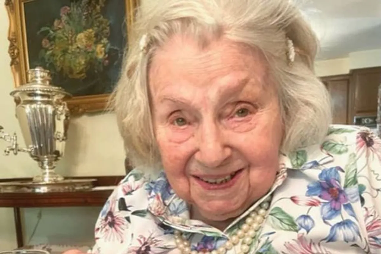 Pearl Berg Oldest Jew