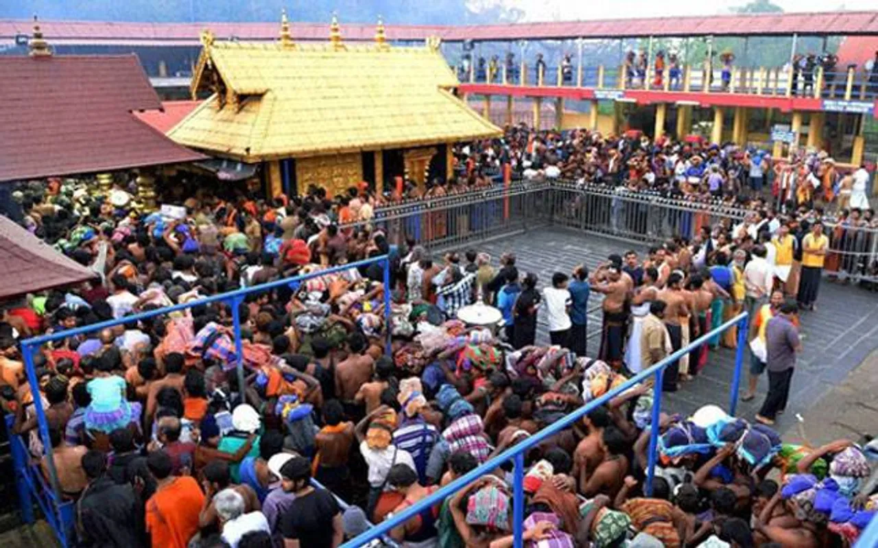 Women fight radical groups sabarimala