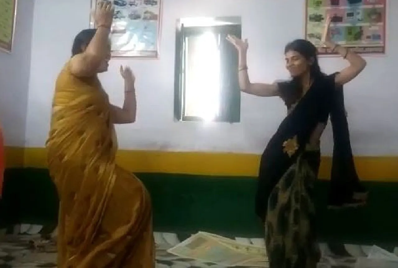 Agra teachers suspended