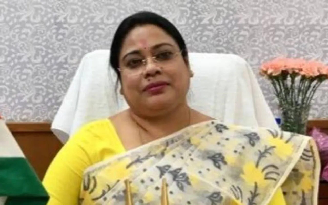 debasree chaudhuri