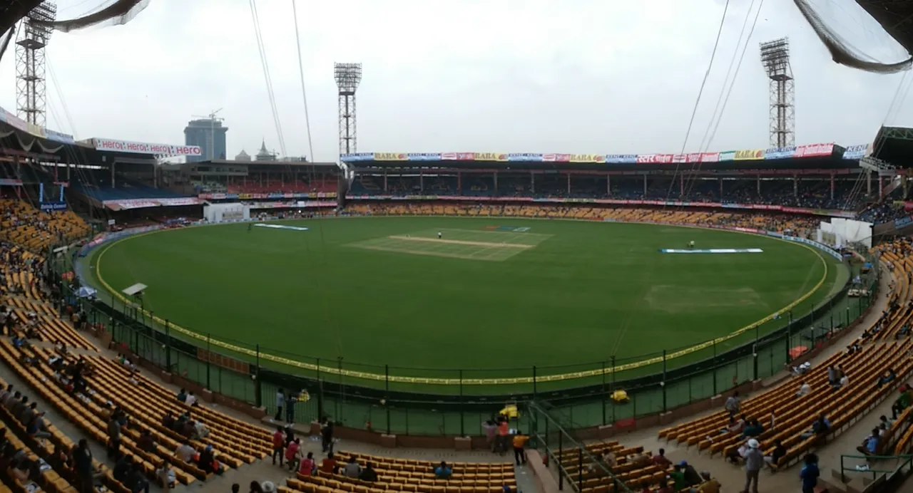 RCB vs DC Weather Report at M Chinnaswami Stadium, Bengaluru