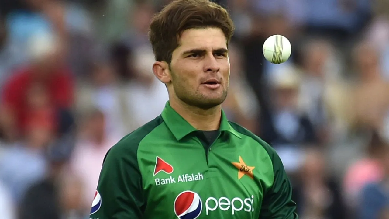 Ranking top 5 current bowlers with best yorkers