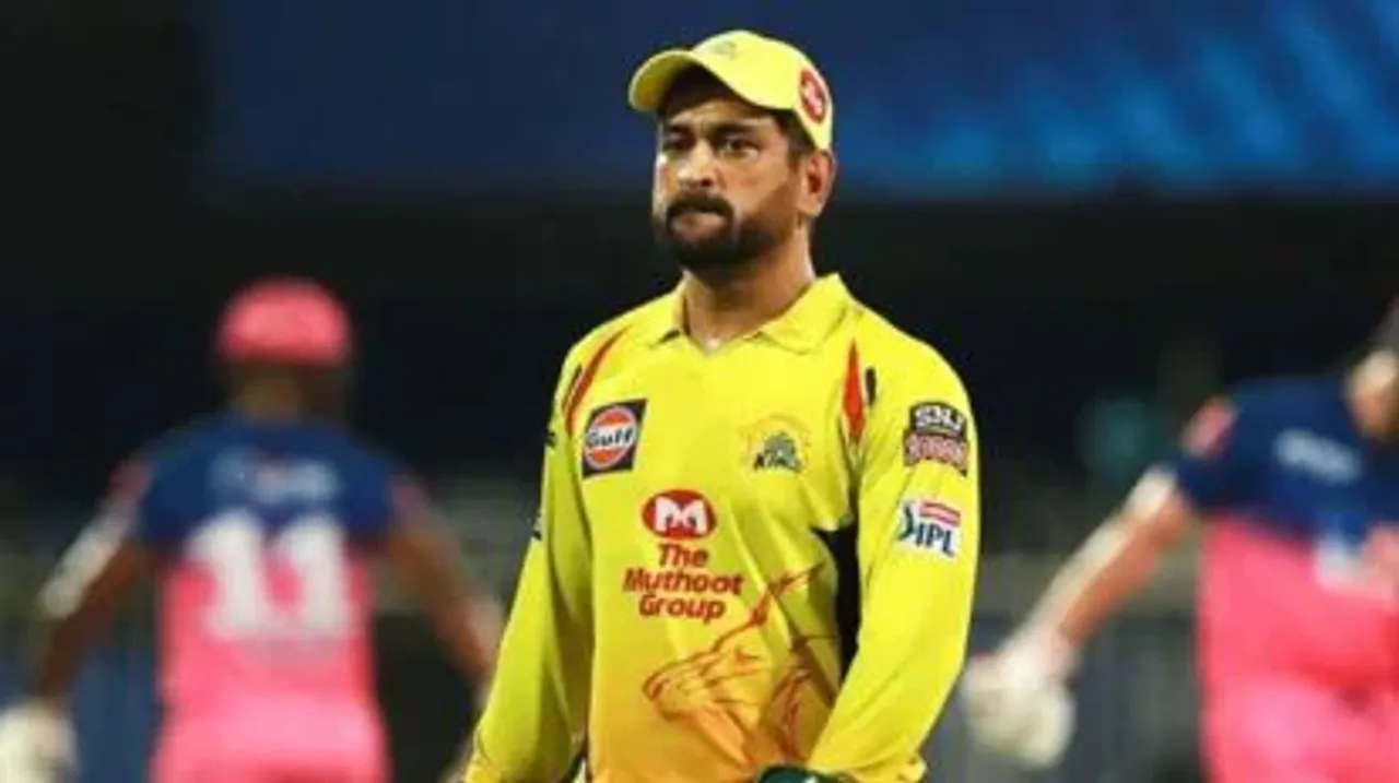 dhoni_f02a36