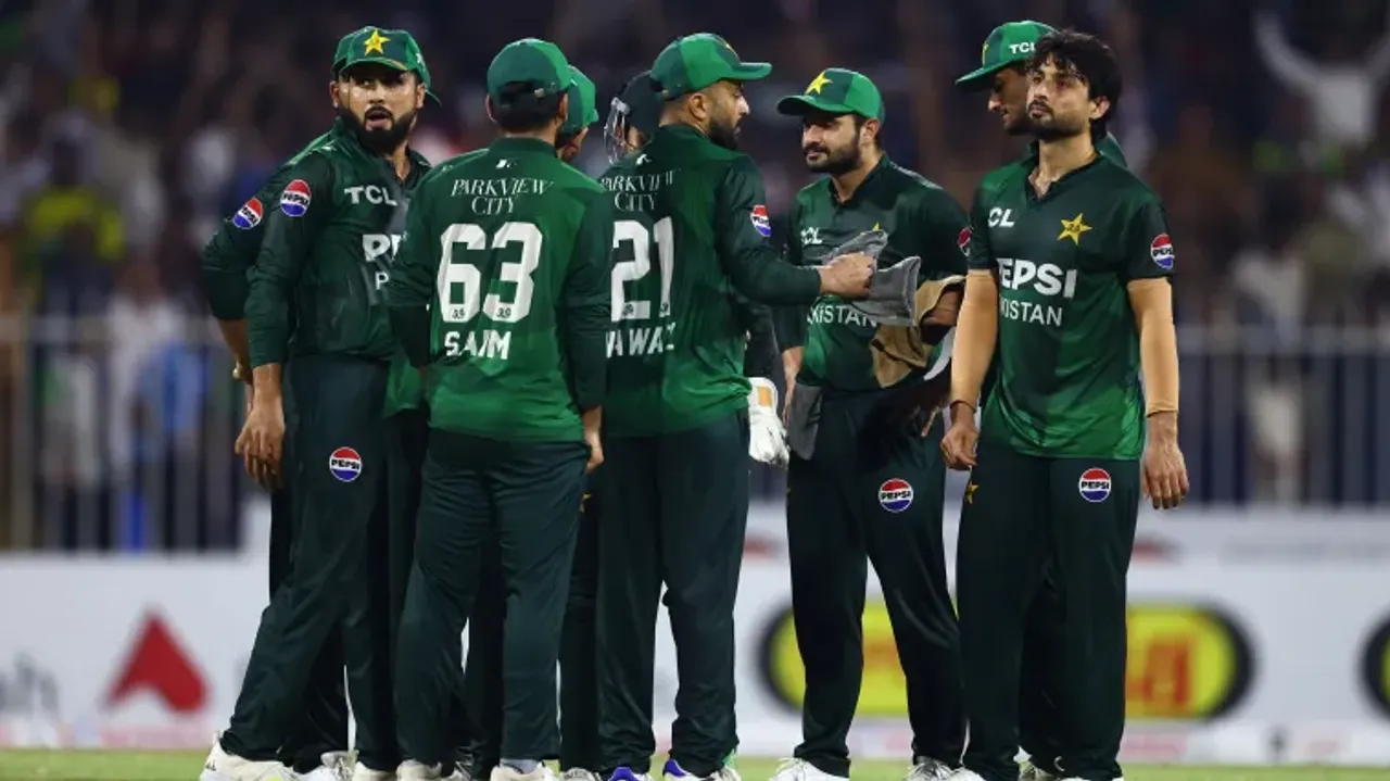 Pakistan cricket team 091025.jpg