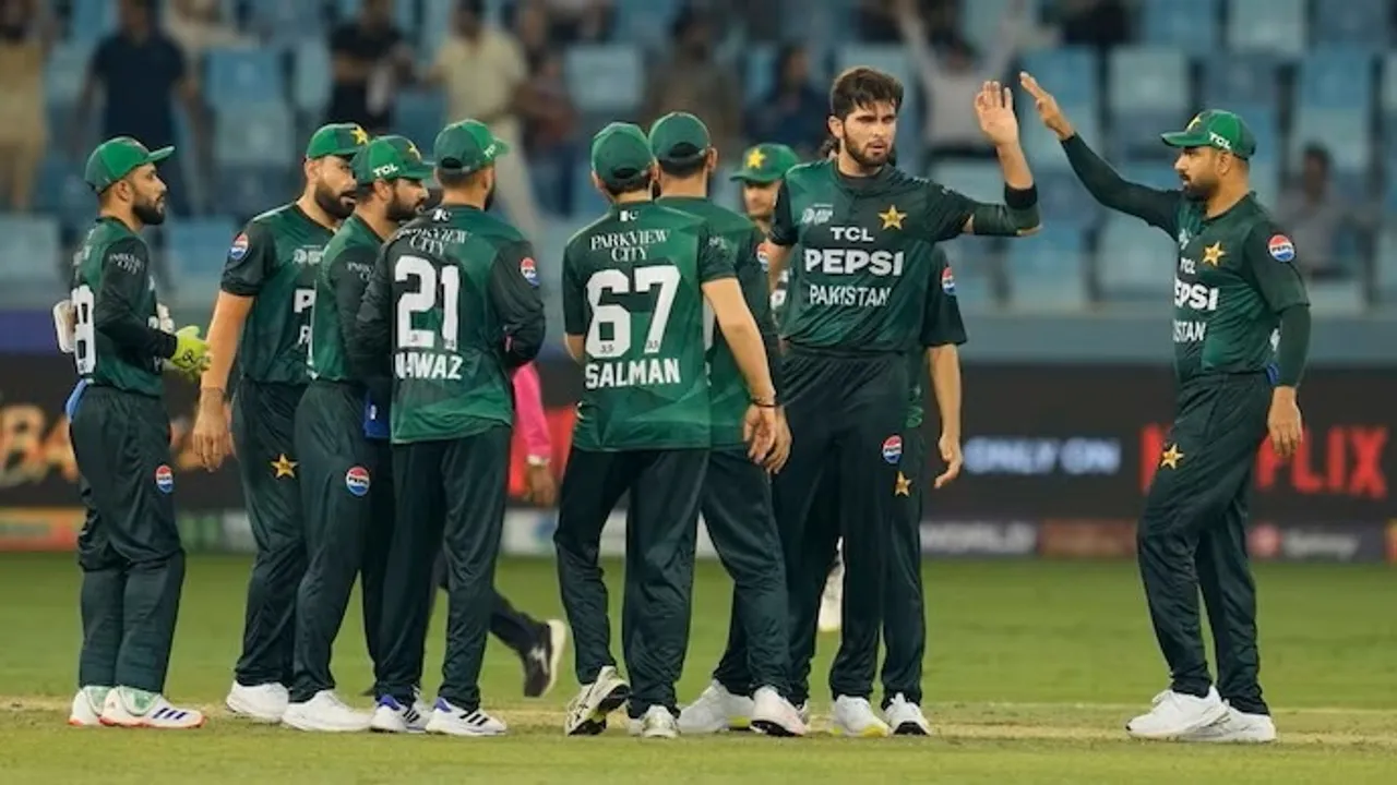 pakistan-cricket-team-015817215-16x9