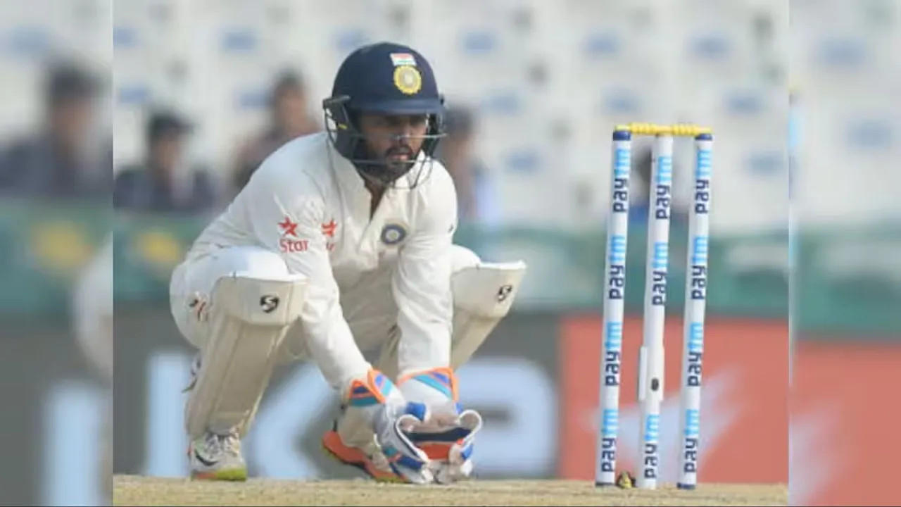 Parthiv-Patel-keeping-Mohali-AFP-380