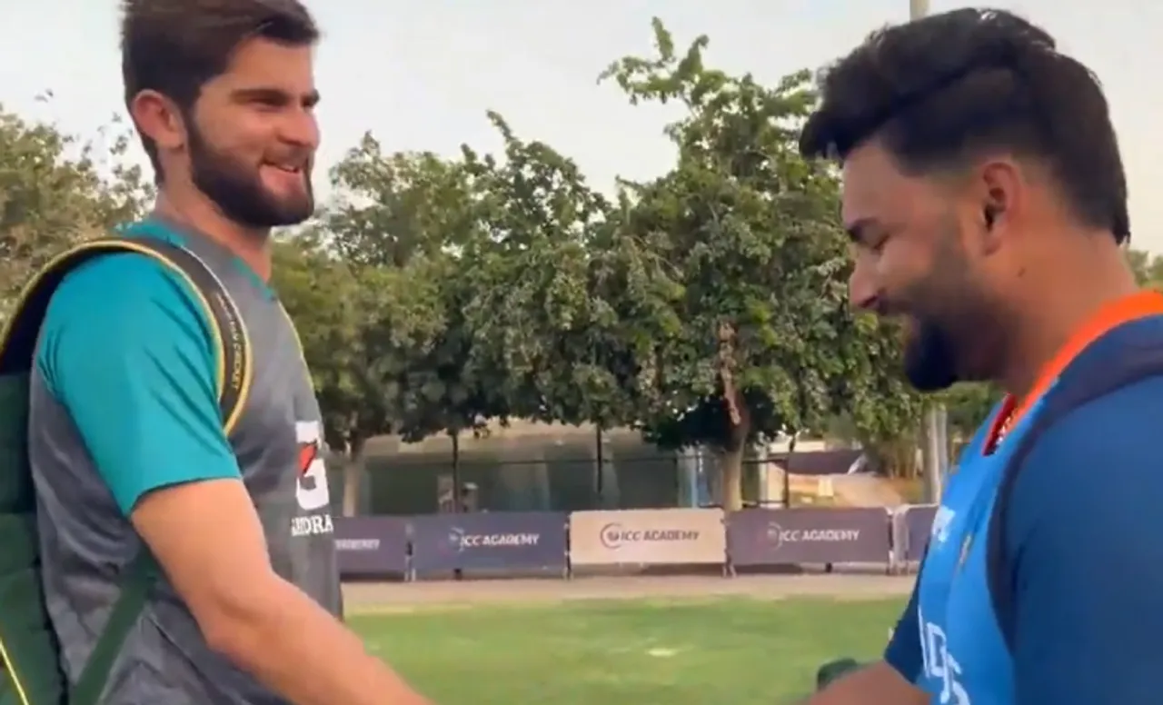 Shaheen Afridi greets Rishabh Pant and shares a hilarious moment during warm up session