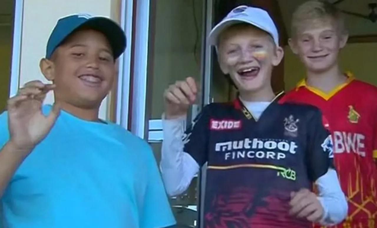 RCB fan in Nepal vs Zimbabwe, 2023 ODI World Cup Qualifier
