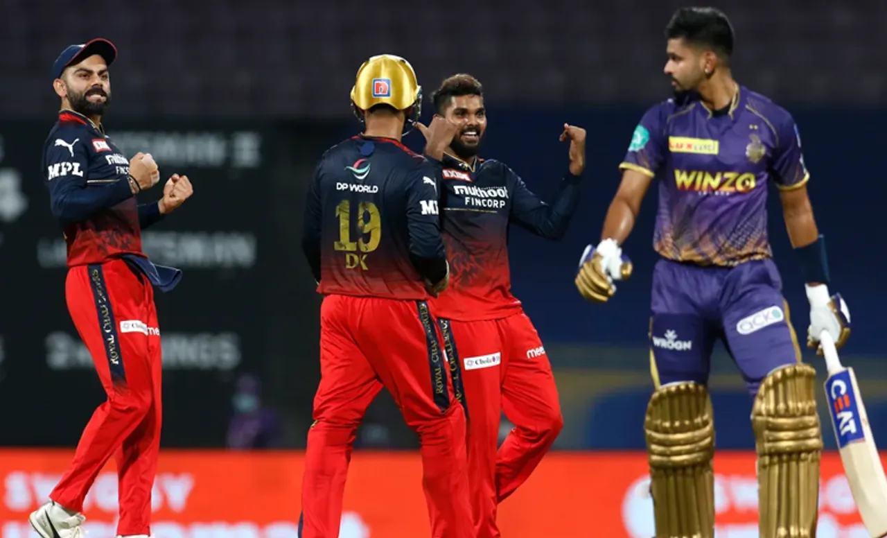 '49 crossed' - Fans troll Kolkata for their batting performance against Bangalore