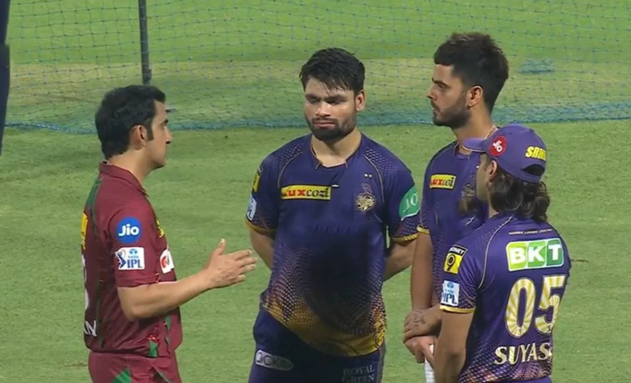 Gautam Gambhir chats with KKR players