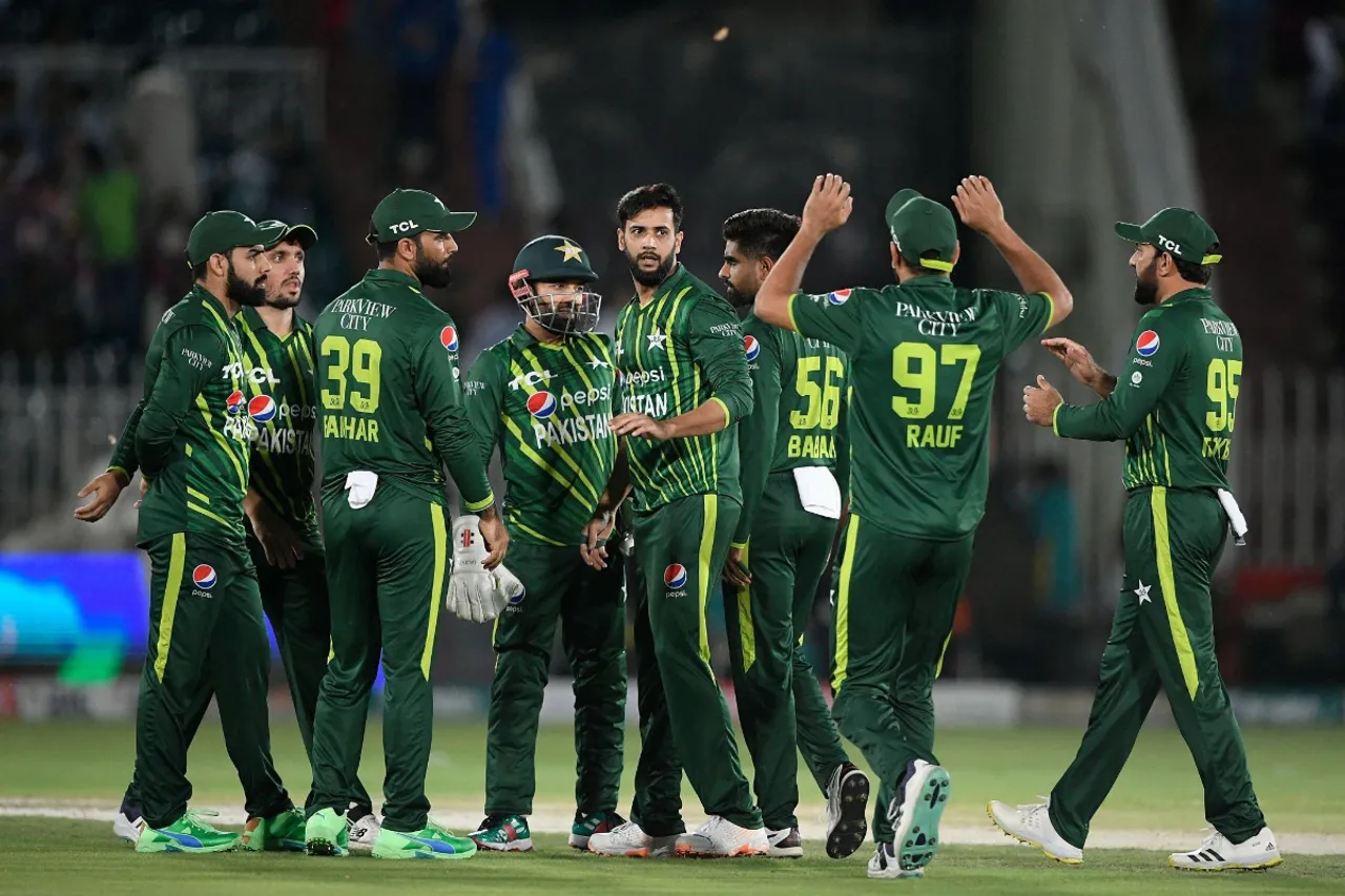 Imad Wasim announces retirement from International cricket