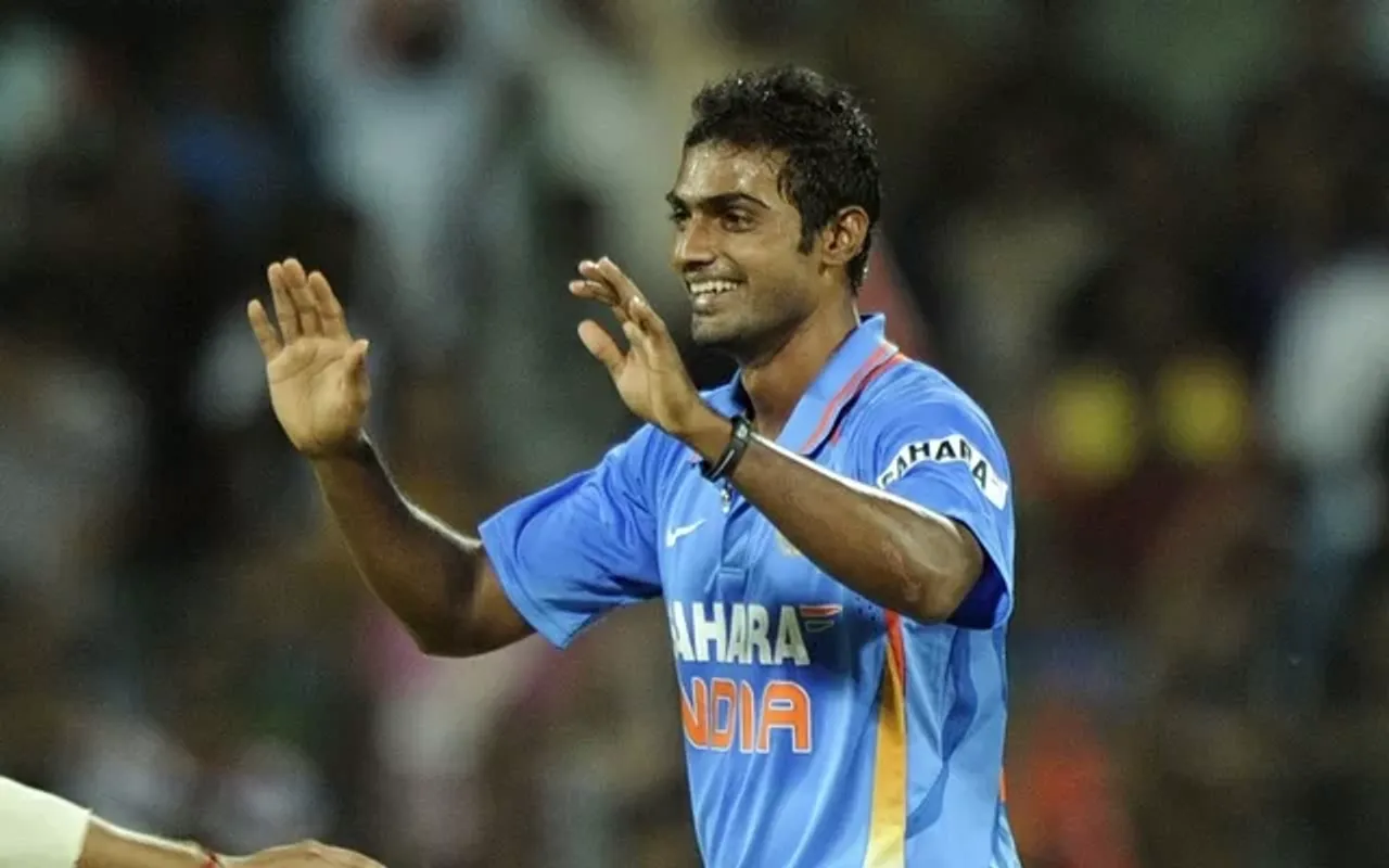 Abhimanyu Mithun. (Photo Source: DIBYANGSHU SARKAR/AFP via Getty Images)