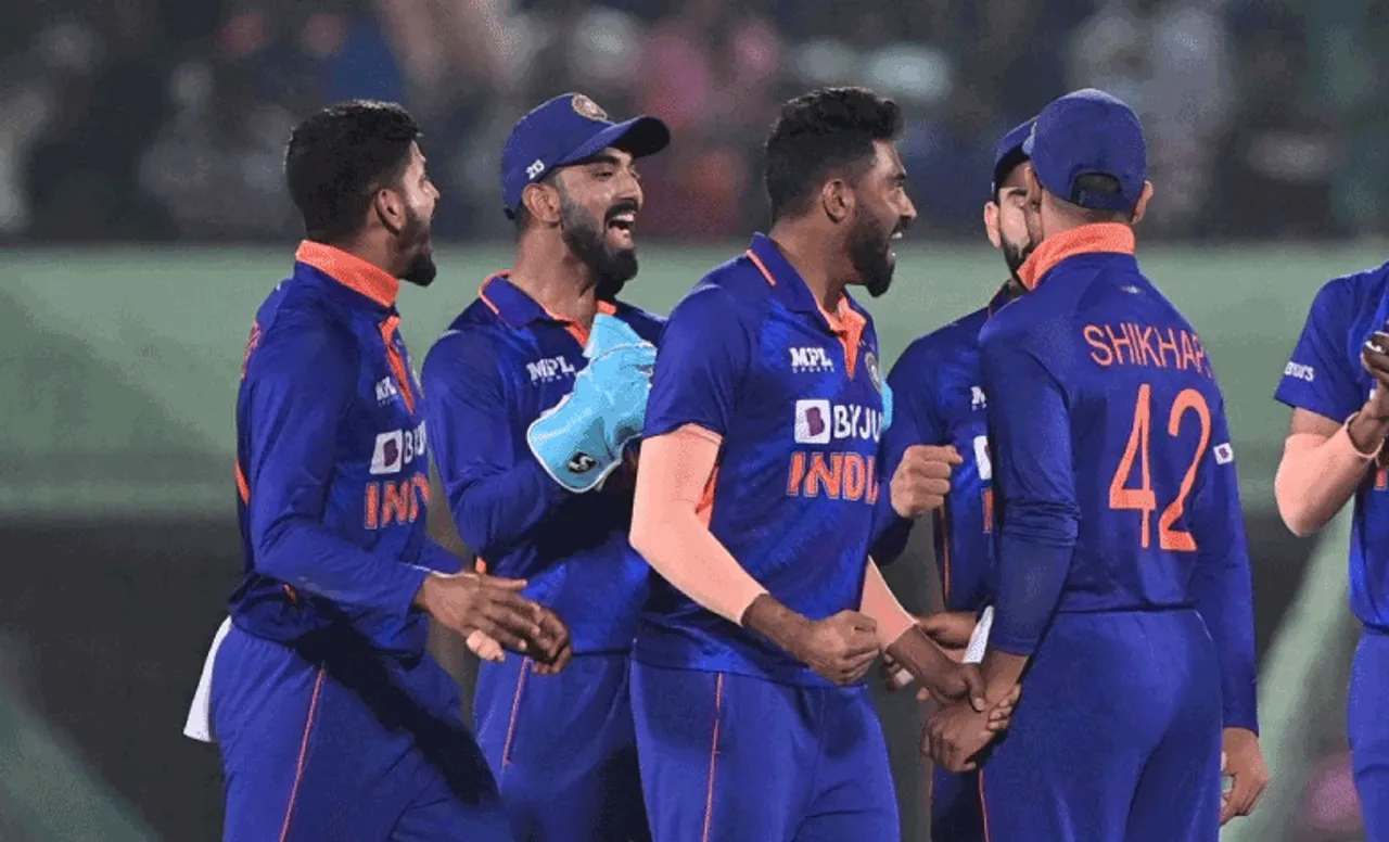 IND vs BAN : क्लीन स्वीप होने से बची टीम इंडिया, तीसरे वनडे में बांग्लादेश को 227 रनों से हराया