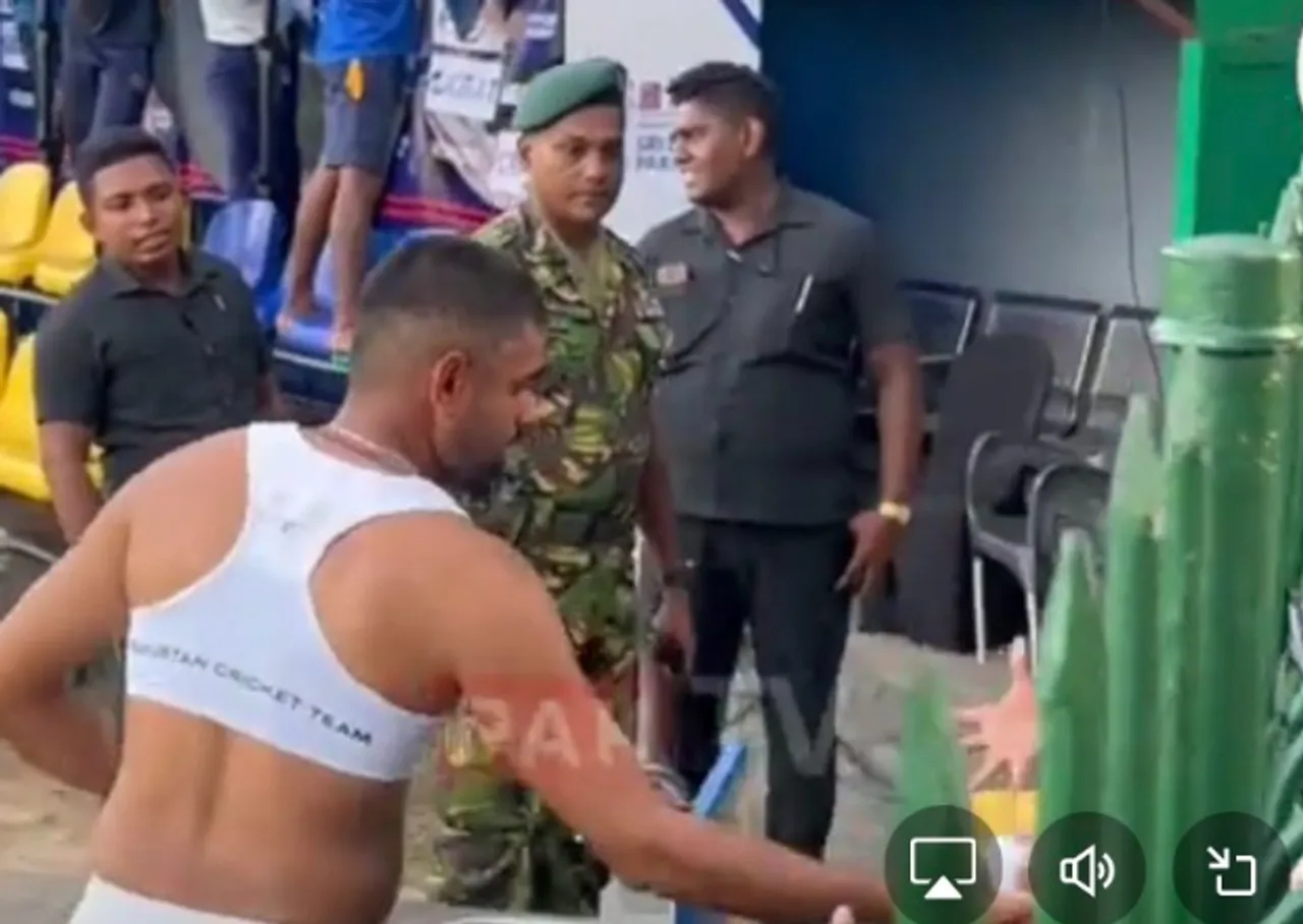 Babar Azam Wearing A Sports Bra बाबर आजम