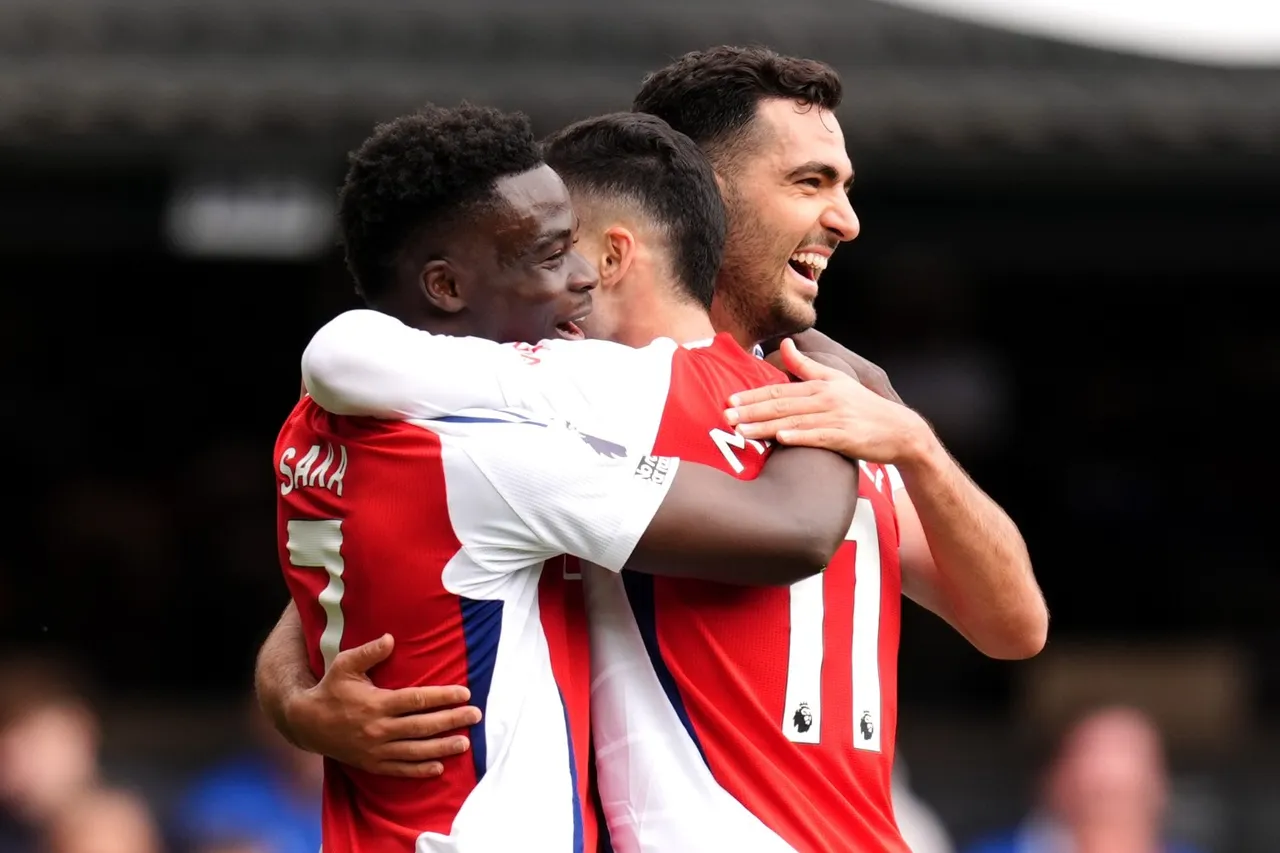 Arsenal Delay Liverpool's Title Party With Ruthless Ipswich Rout