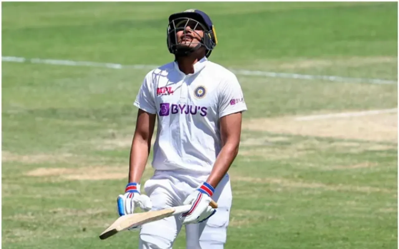 IND vs AUS 2023: 'No Gill no win' - Fans slam management as Shubman Gill gets snubbed for 1st Test vs Australia