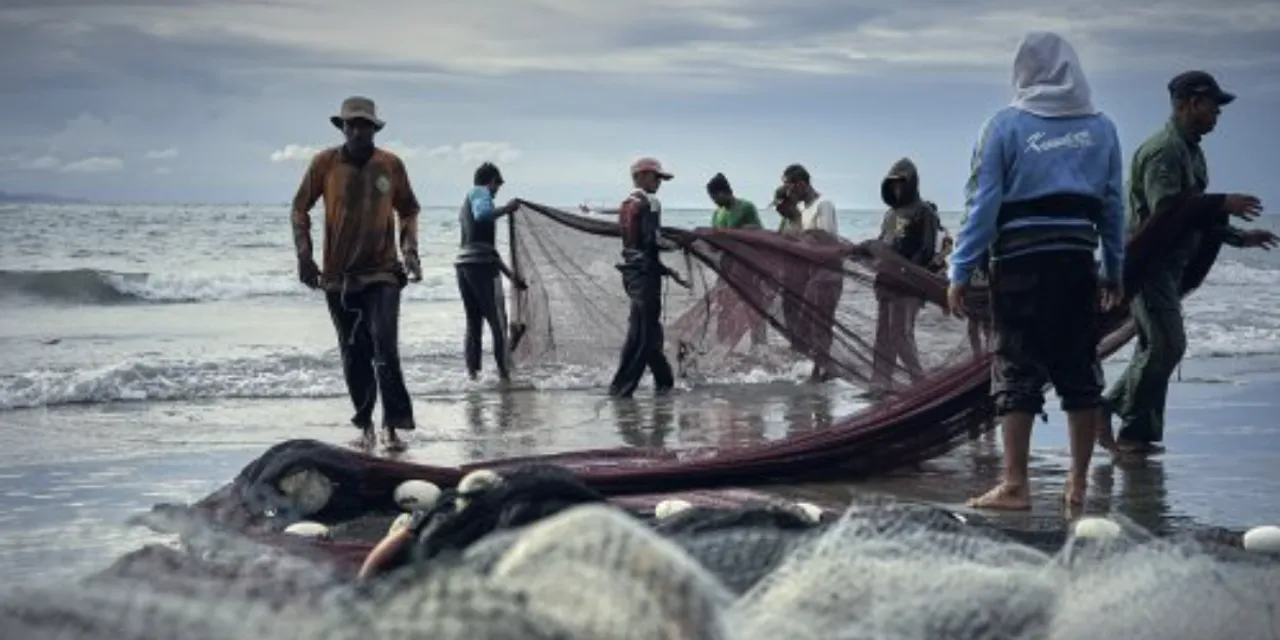 Global Call for Safety Training in Fishing Industry