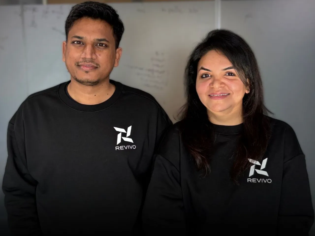 L-R Vikas Agarwal- Co-founder, Khushboo Gupta- Co-founder Revivo.jpg