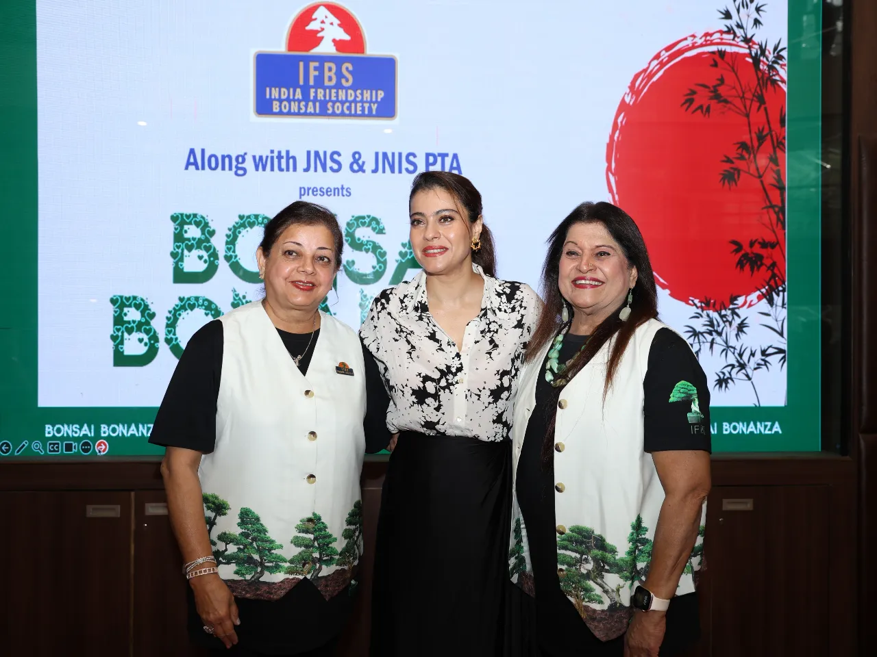 Pic1 -L-R Harsha Hinduja, Kajol Devgan, Urvashi Thacker at Bonsai Bonanza 2025.jpg
