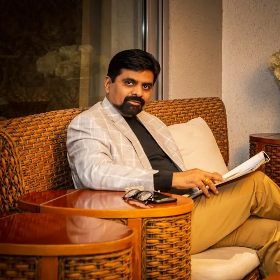 Mr. Praveen Kakulte – CEO, Powercon Group