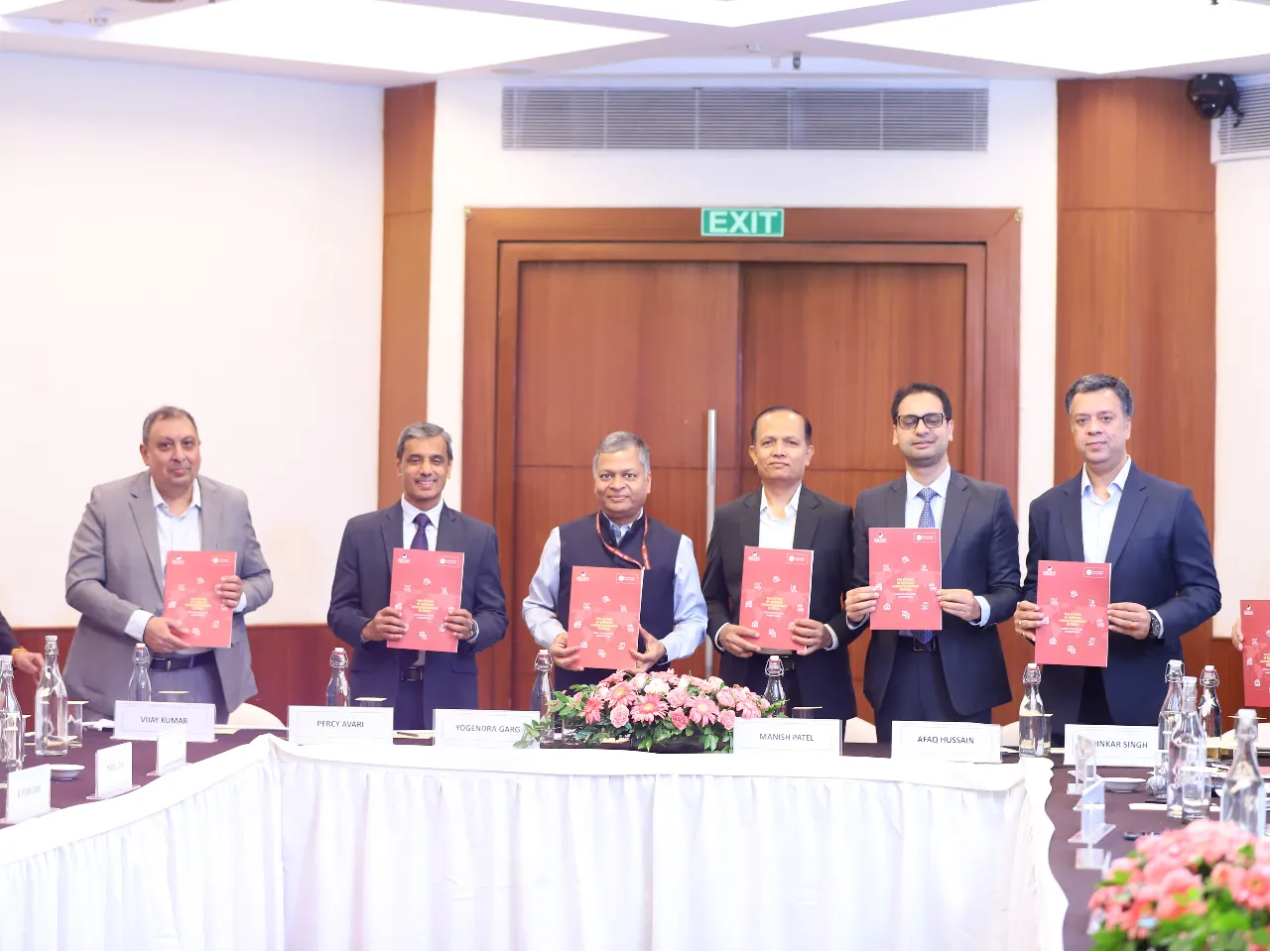 Shri Yogendra Garg, Member (IT, Taxpayer Services & Technology), CBIC launches the white paper titled “THE FUTURE OF EXPRESS CARGO CLEARANCE IN INDIA - ECCS in the New Customs Integrated System (1).JPG