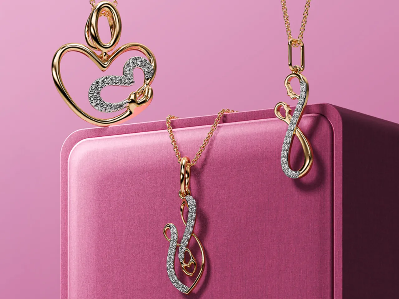 CaratLane Unveils Pendant Collection for Mother's Day