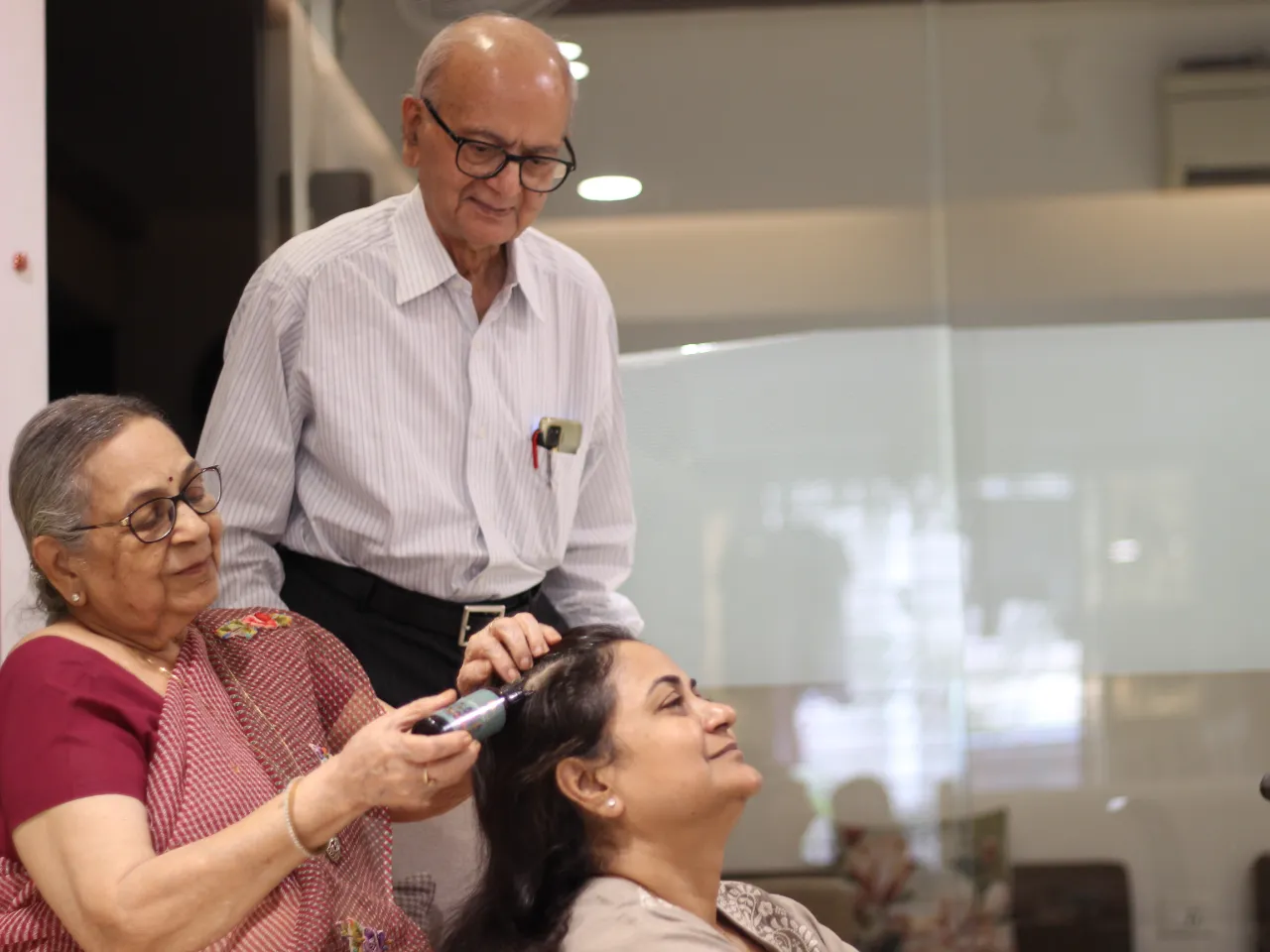 Avimee Herbal Offers Ayurvedic Hair Oil for Post-COVID Hair Loss