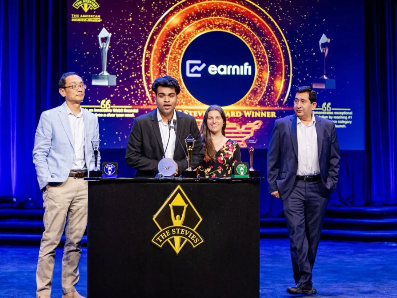 Earnifi award photo.jpg