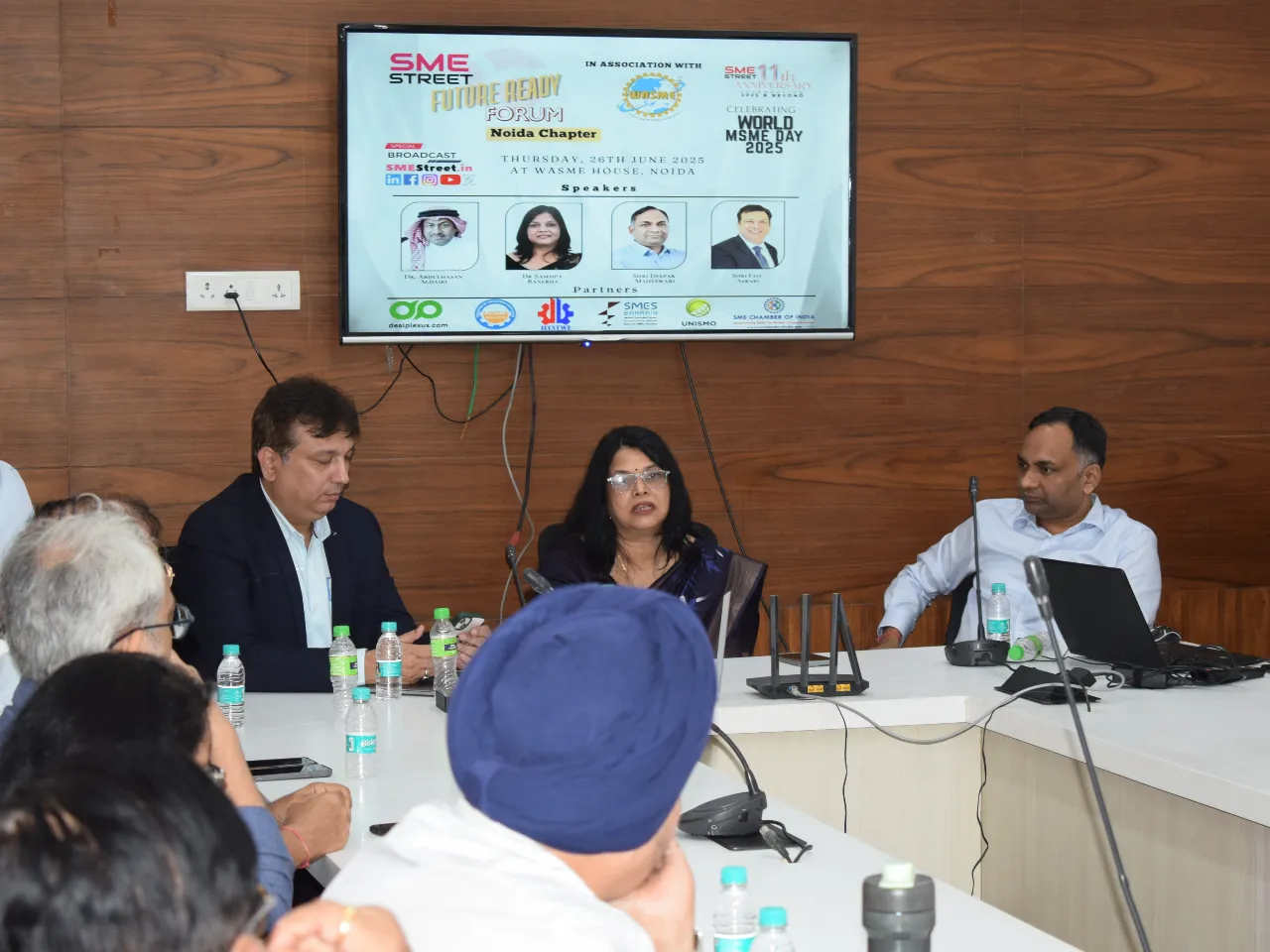 Mr Faiz Askari, Dr Sampa Banerjee, Mr Deepak Maheshwari (From Left to Right)