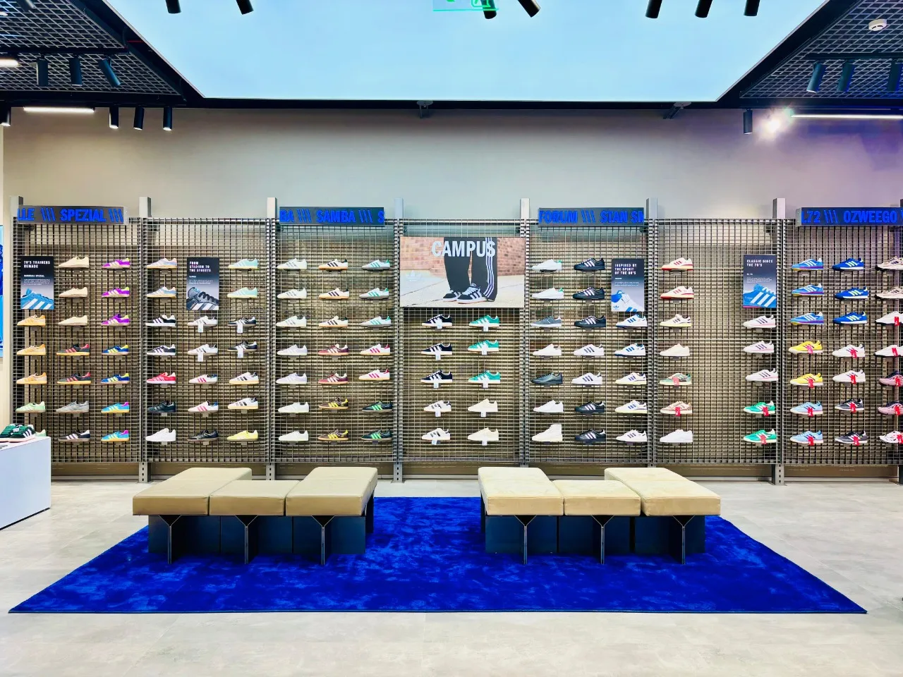 Vegas Mall Expands Retail