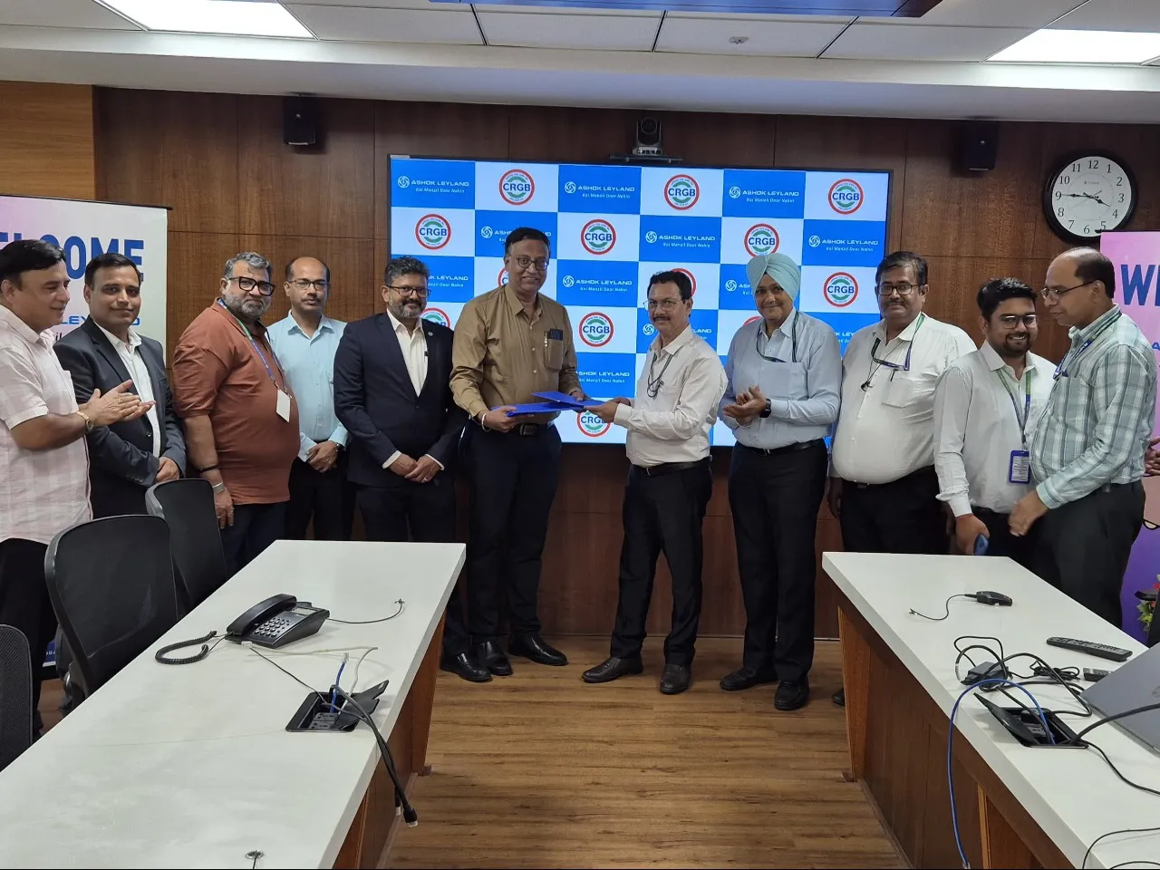 Ashok Leyland, CRGB Join Hands for Commercial Vehicle Loans